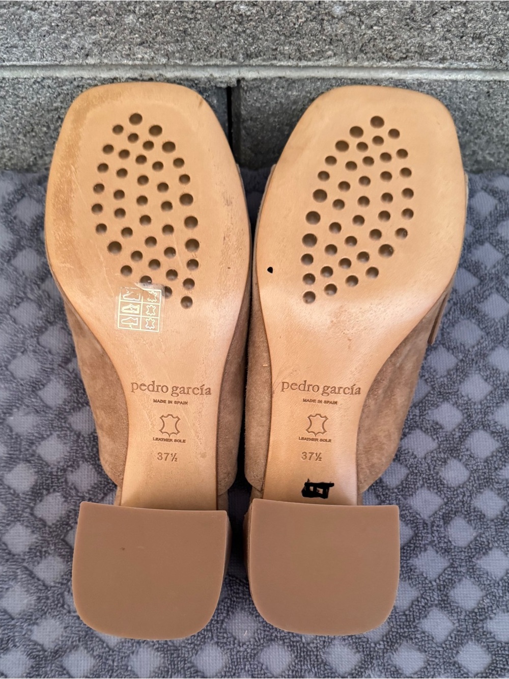 Pedro Garcia Umita Slide Sandal Beige Suede Women Size 7.5 - Picture 9 of 9